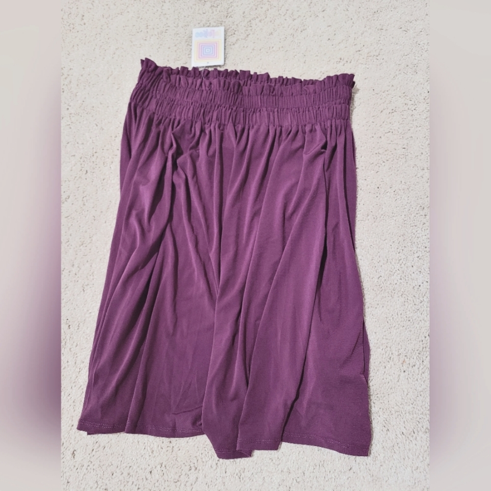 Lularoe Sophia (medium) plum color